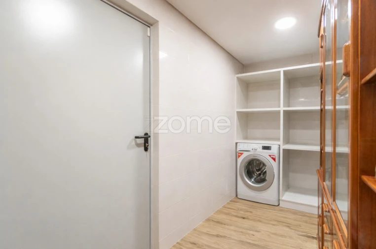 Moradia T4 para Venda em Matosinhos e Leça da Palmeira Foto 23