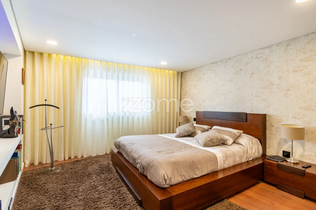 Moradia T4 para Venda em Matosinhos e Leça da Palmeira Foto 30