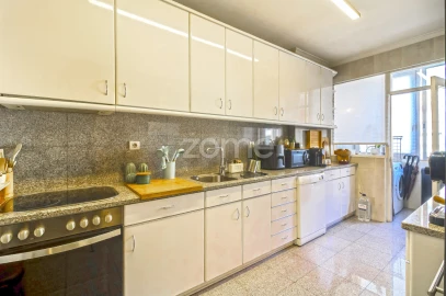 Apartamento T4 para Venda em Matosinhos e Leça da Palmeira