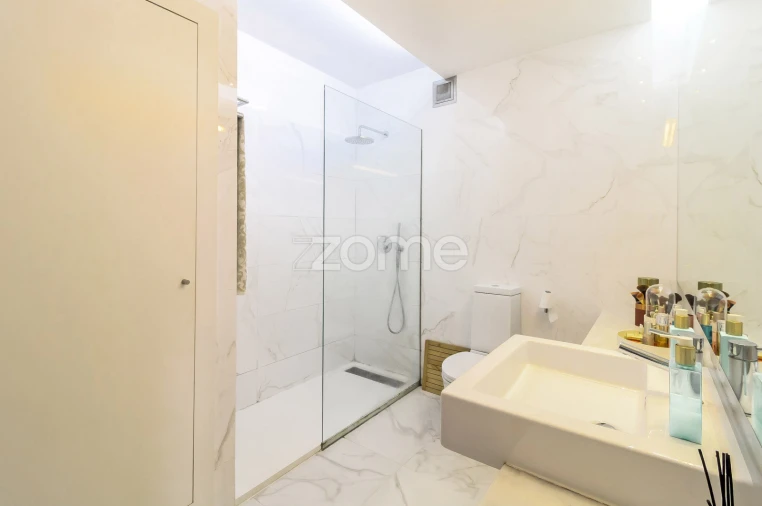 Apartamento T4 para Venda em Matosinhos e Leça da Palmeira Foto 34