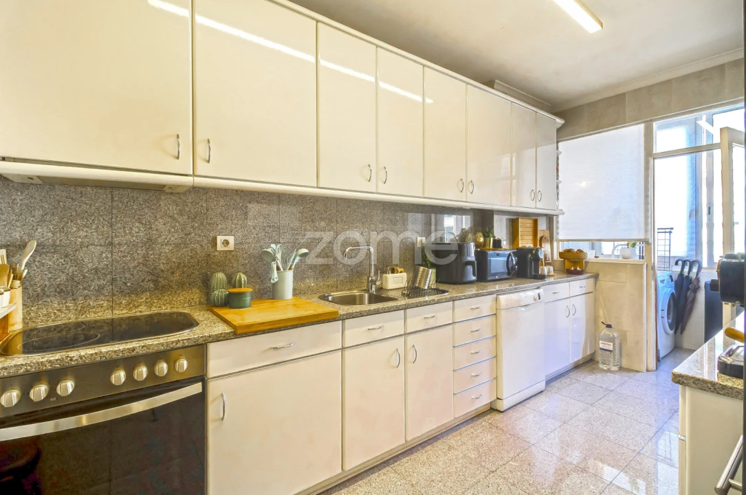 Apartamento T4 para Venda em Matosinhos e Leça da Palmeira Foto 17