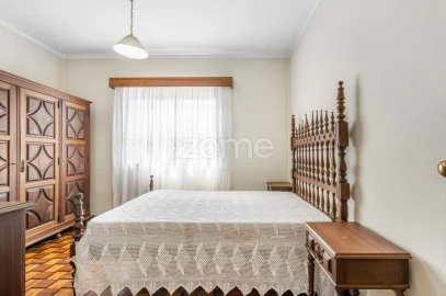 Moradia T3 para Venda em Landim