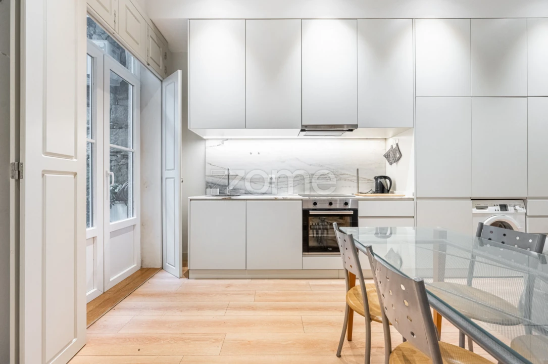 Apartamento T1 para Arrendamento em São Vicente (Braga) Foto 5