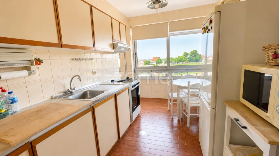 Apartamento T1 para Arrendamento em Pedrouços