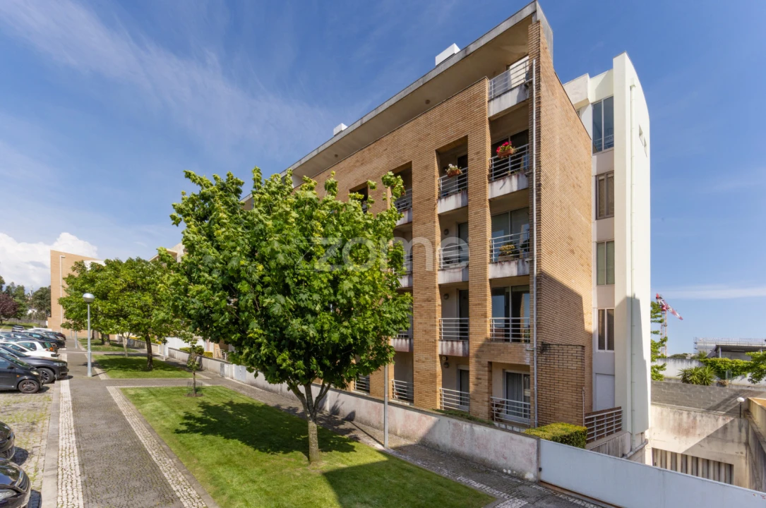 Apartamento T2 para Arrendamento em Vila Nova da Telha Foto 3