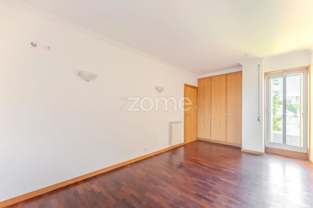 Apartamento T2 para Arrendamento em Vila Nova da Telha Foto 23