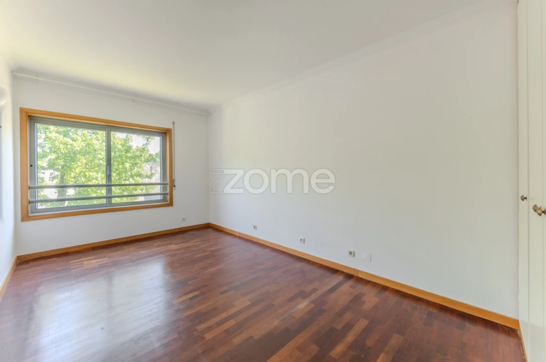 Apartamento T2 para Arrendamento em Vila Nova da Telha Foto 24