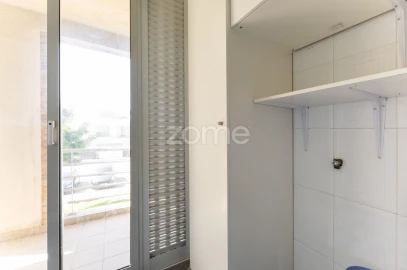 Apartamento T2 para Arrendamento em Vila Nova da Telha