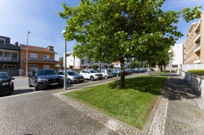 Apartamento T2 para Arrendamento em Vila Nova da Telha