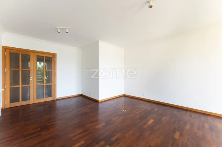 Apartamento T2 para Arrendamento em Vila Nova da Telha Foto 9
