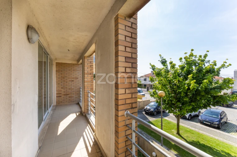 Apartamento T2 para Arrendamento em Vila Nova da Telha Foto 13