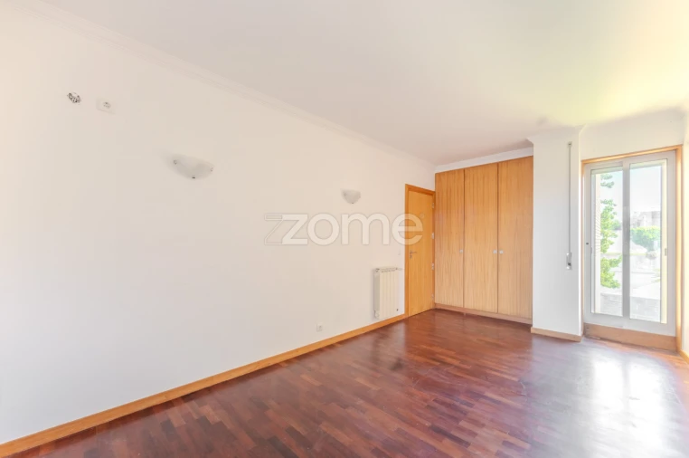 Apartamento T2 para Arrendamento em Vila Nova da Telha Foto 23