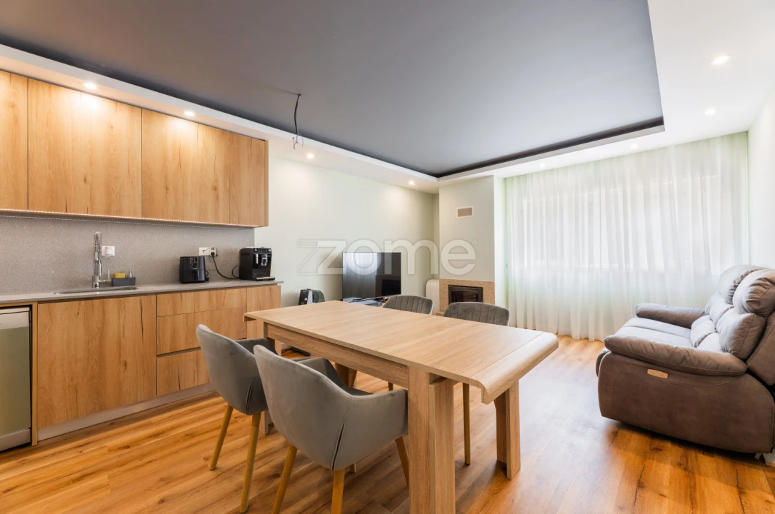 Apartamento T1 para Venda em Labruge Foto 19