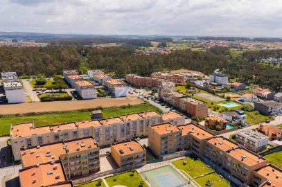 Apartamento T1 para Venda em Labruge