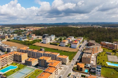 Apartamento T1 para Venda em Labruge