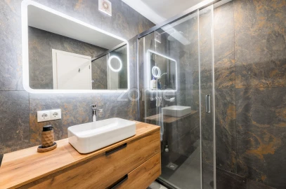Apartamento T1 para Venda em Labruge