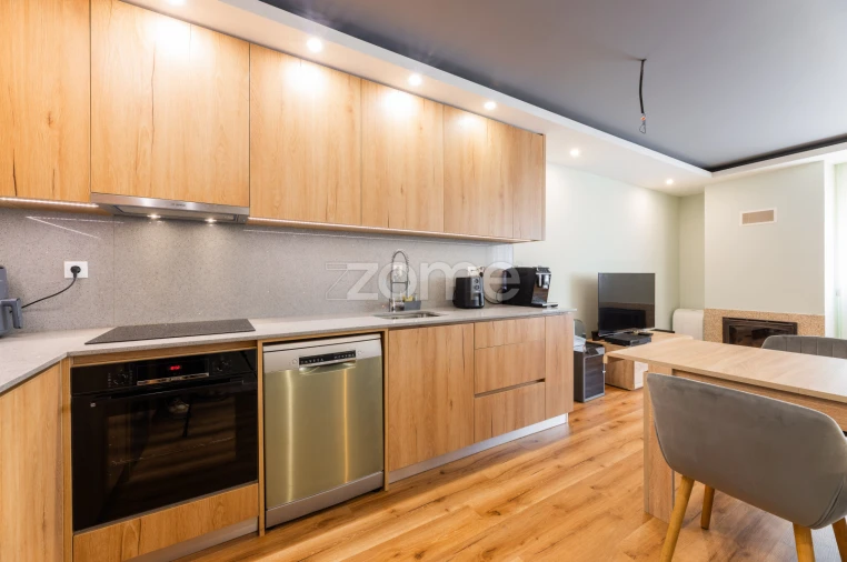 Apartamento T1 para Venda em Labruge Foto 17
