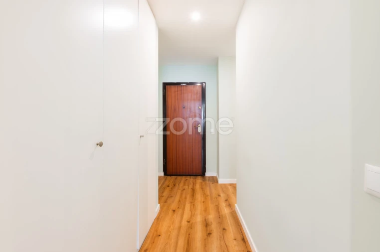 Apartamento T1 para Venda em Labruge Foto 14