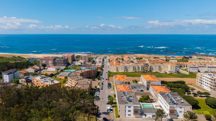 Apartamento T1 para Venda em Labruge