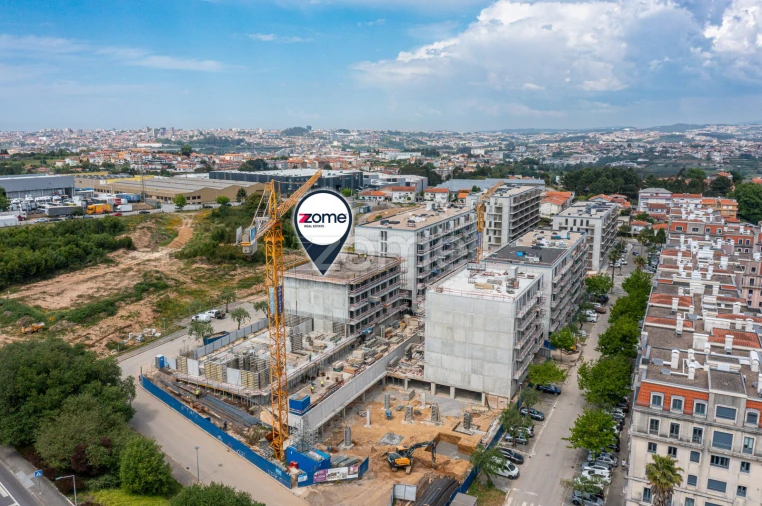 Apartamento T3 para Venda em Oliveira do Douro Foto 12