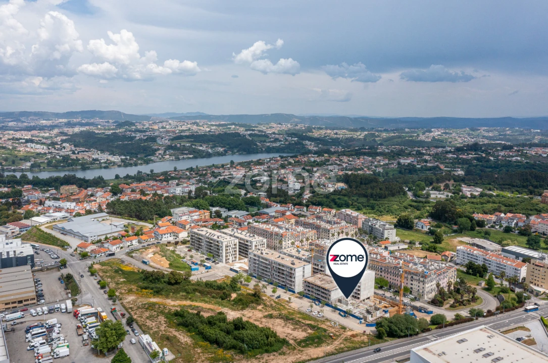 Apartamento T3 para Venda em Oliveira do Douro Foto 5