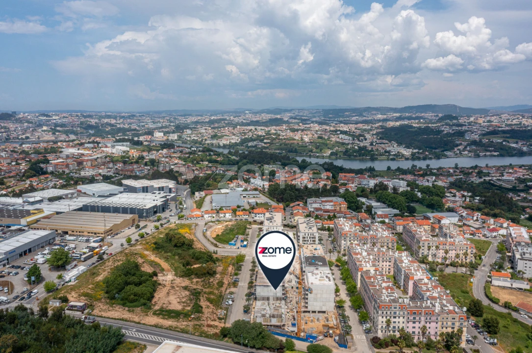 Apartamento T3 para Venda em Oliveira do Douro Foto 5