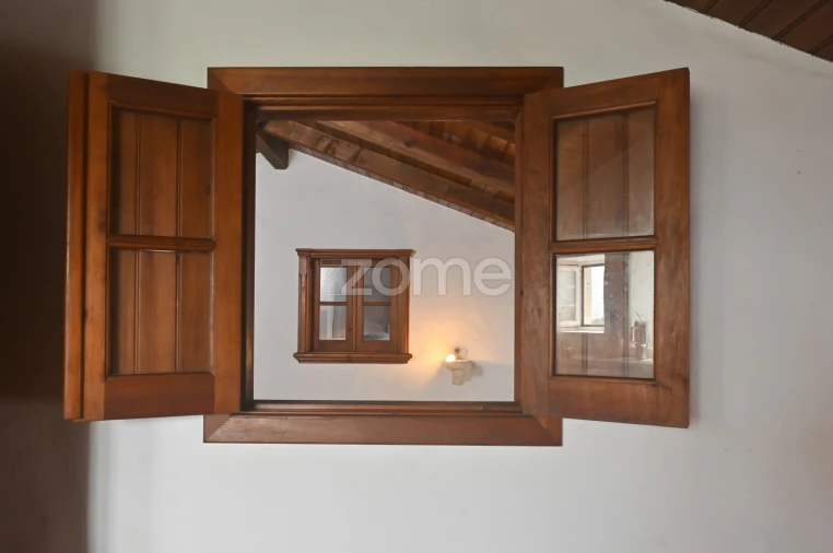 Moradia T4 para Venda em Encarnação Foto 30