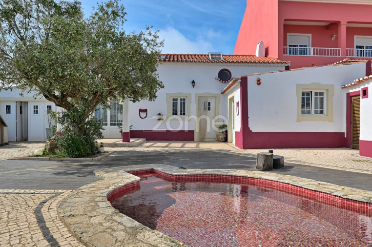 Moradia T4 para Venda em Encarnação Foto 35