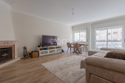 Apartamento T3 para Venda em Rio de Mouro