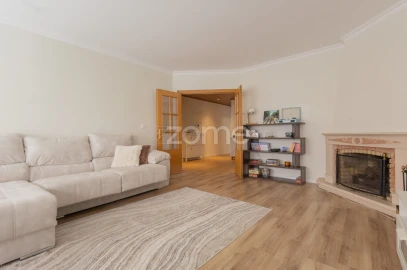 Apartamento T3 para Venda em Rio de Mouro