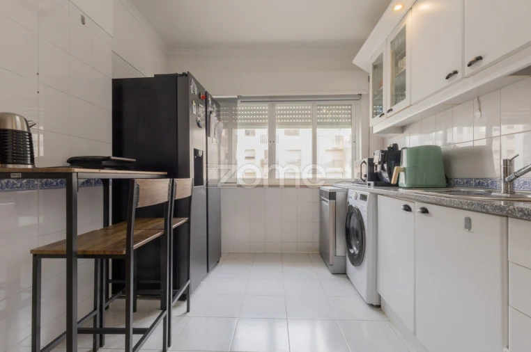 Apartamento T3 para Venda em Rio de Mouro Foto 12
