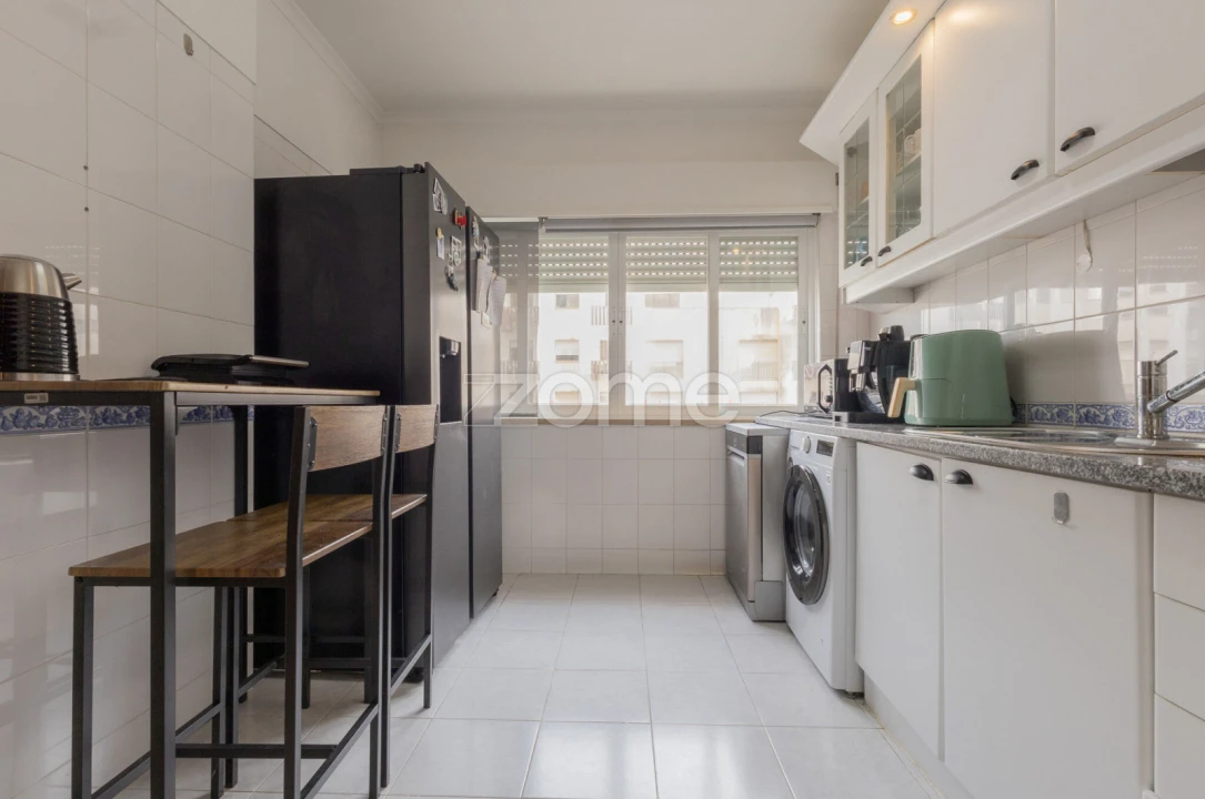 Apartamento T3 para Venda em Rio de Mouro Foto 12