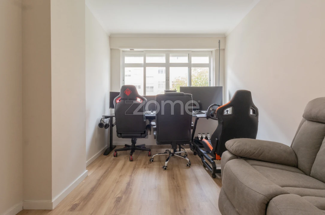 Apartamento T3 para Venda em Rio de Mouro Foto 20