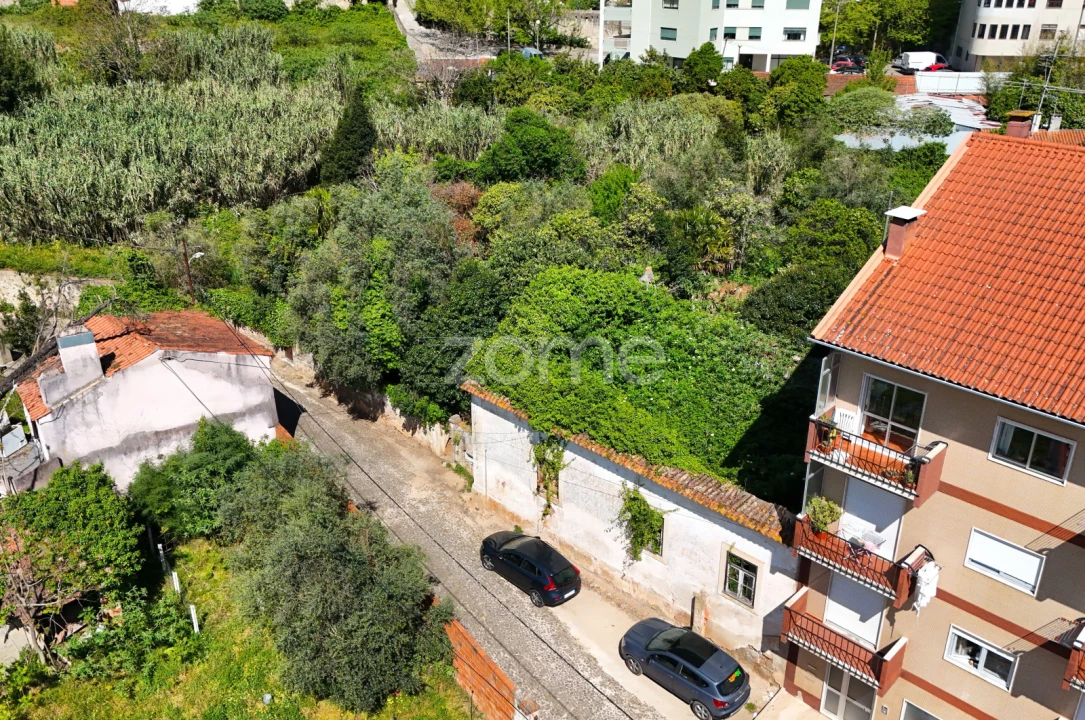 Moradia T9 para Venda em Sé Nova, Santa Cruz, Almedina e São Bartolomeu Foto 2