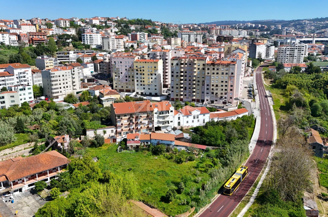 Moradia T9 para Venda em Sé Nova, Santa Cruz, Almedina e São Bartolomeu Foto 16