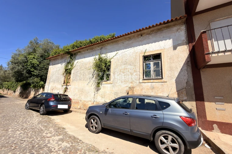 Moradia T9 para Venda em Sé Nova, Santa Cruz, Almedina e São Bartolomeu Foto 4