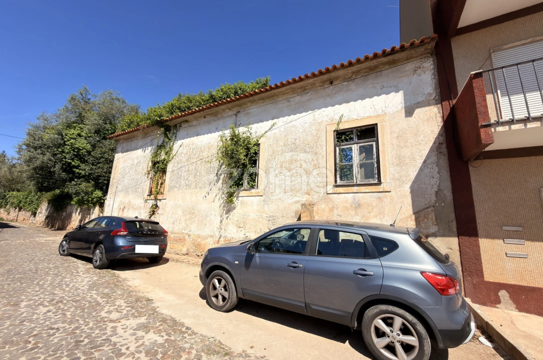 Moradia T9 para Venda em Sé Nova, Santa Cruz, Almedina e São Bartolomeu Foto 4