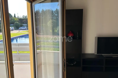Apartamento T2 para Arrendamento em Santa Maria e São Miguel, São Martinho, São Pedro Penaferrim