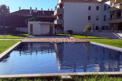 Apartamento T2 para Arrendamento em Santa Maria e São Miguel, São Martinho, São Pedro Penaferrim