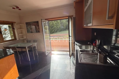 Apartamento T2 para Arrendamento em Santa Maria e São Miguel, São Martinho, São Pedro Penaferrim