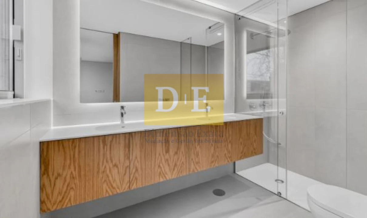 Apartamento T3 para Venda em Matosinhos e Leça da Palmeira Foto 1