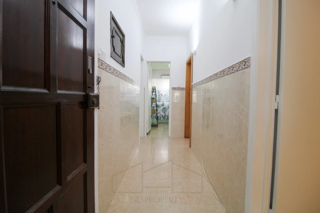 Apartamento T2 para Venda em Charneca de Caparica e Sobreda Foto 8