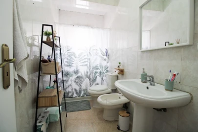 Apartamento T2 para Venda em Charneca de Caparica e Sobreda