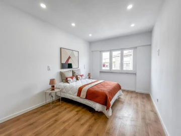 Apartamento T3 para Venda em Benfica