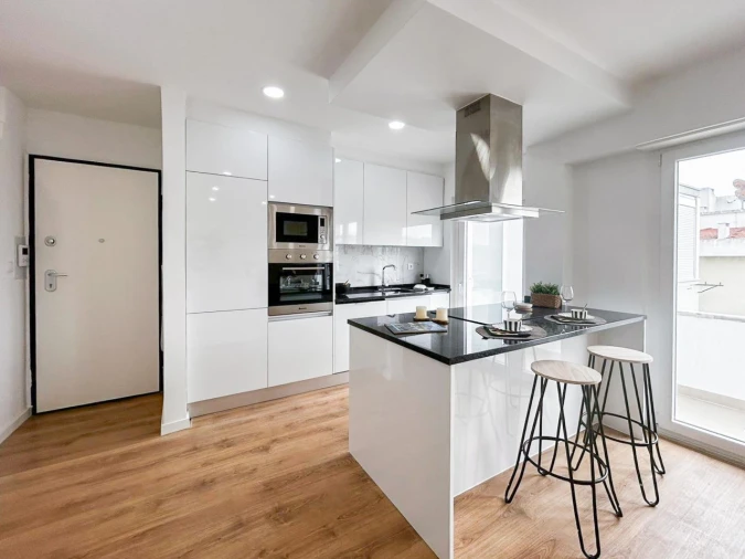 Apartamento T3 para Venda em Benfica Foto 2