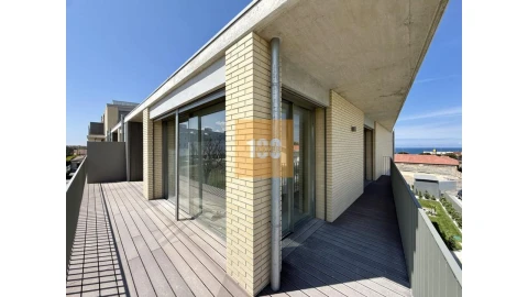 Apartamento T3 para Venda em São Felix da Marinha