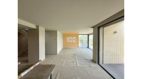 Apartamento T3 para Venda em São Felix da Marinha