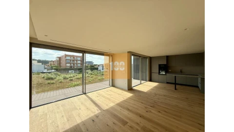 Apartamento T3 para Venda em São Felix da Marinha