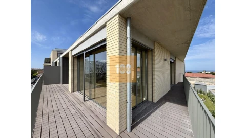 Apartamento T3 para Venda em São Felix da Marinha