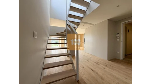 Apartamento T3 para Venda em São Felix da Marinha